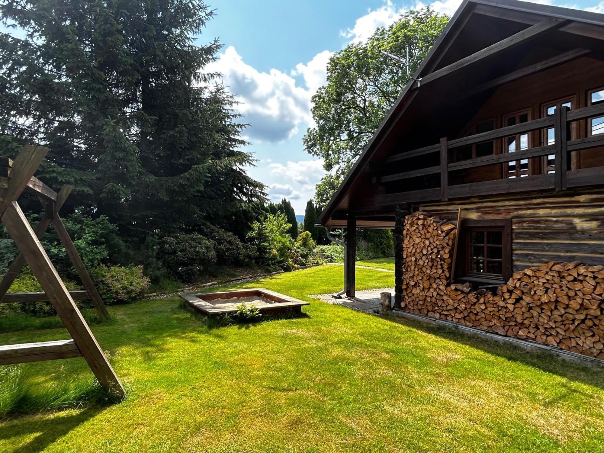 Log Cabin In Czech-Saxon Switzerland Šluknov Eksteriør billede